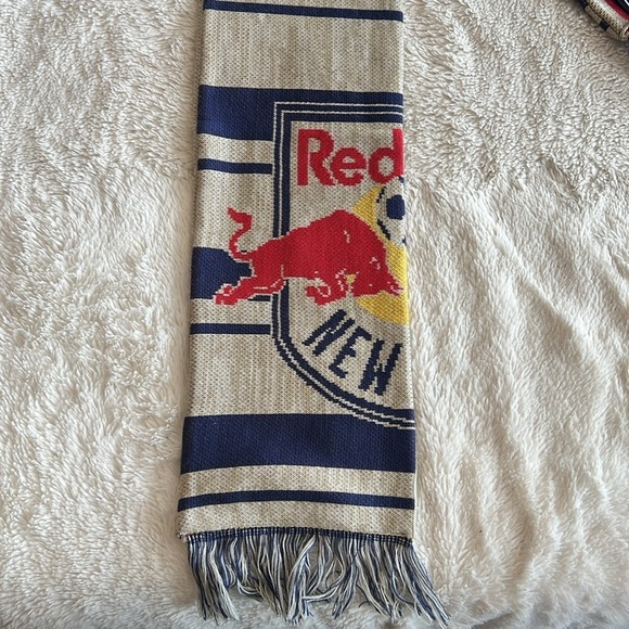 Adidas MLS Red Bulls Bull New York Soccer Scarf - Picture 7 of 8